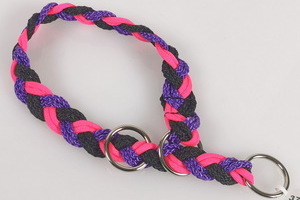 Halsband